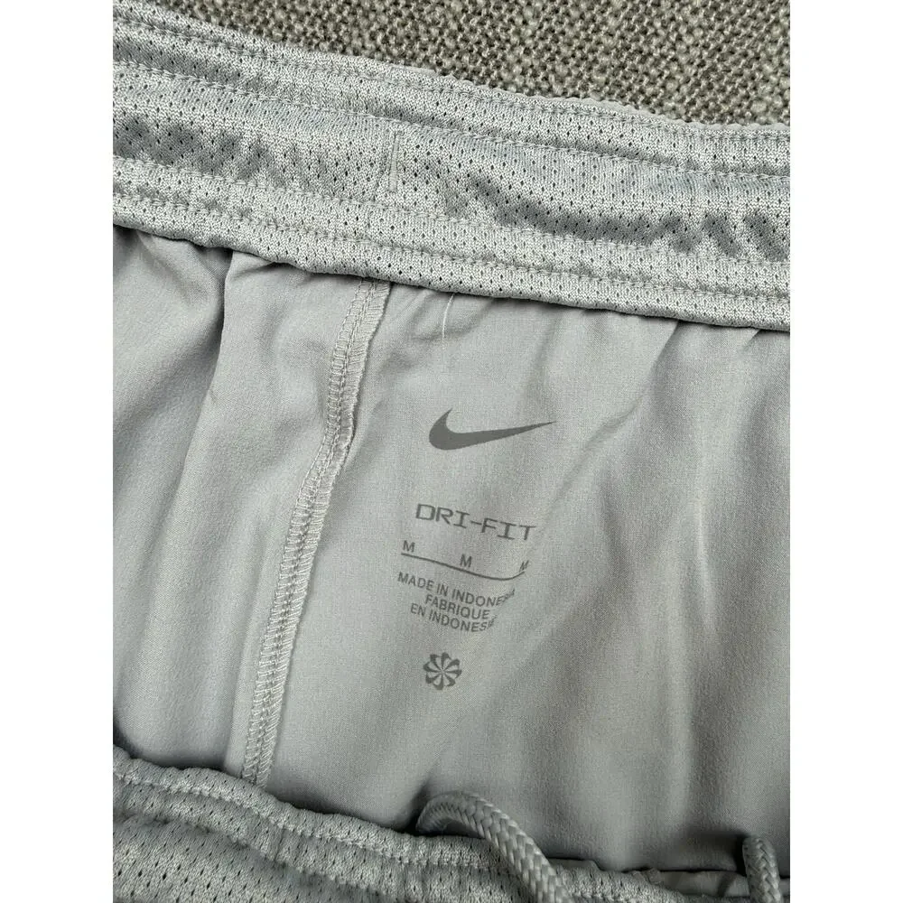 Nike Dri-FIT Women’s Soccer Shorts Gray Black Standard Fit Medium NWT